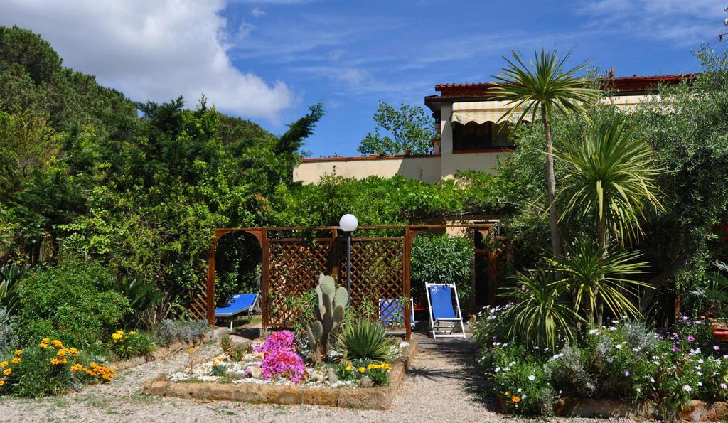 Hotel Giardino Capoliveri  Esterno foto
