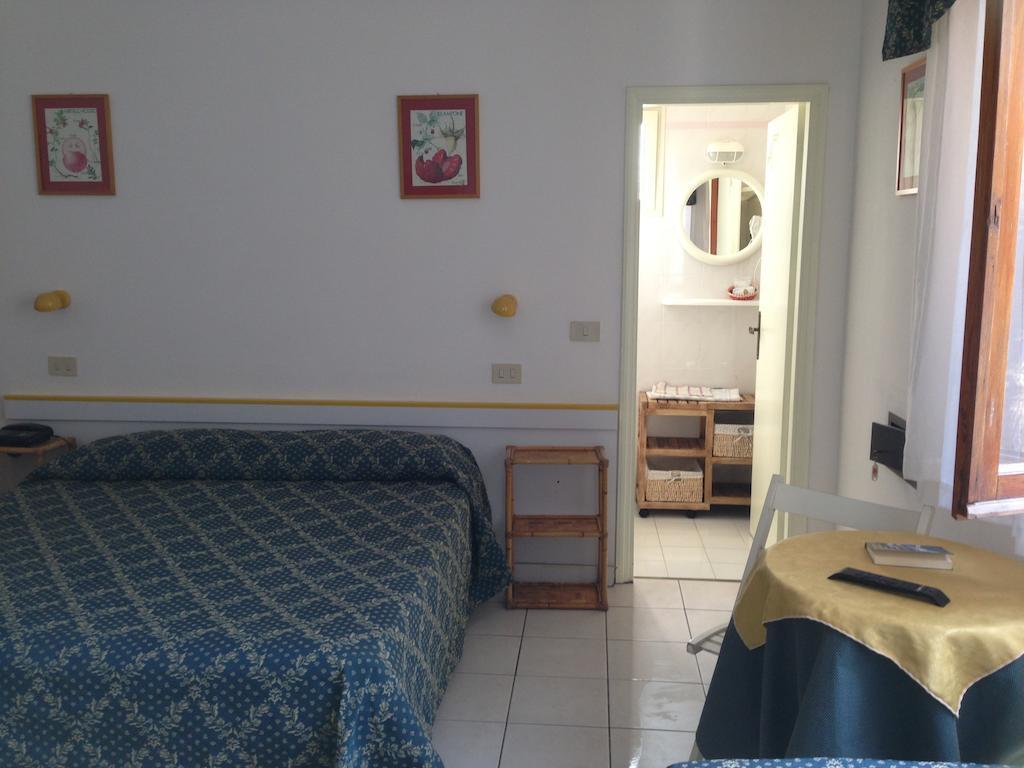 Hotel Giardino Capoliveri  Camera foto