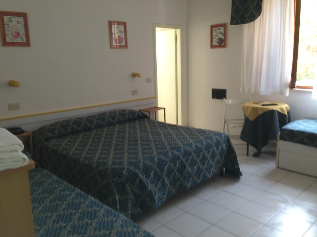 Hotel Giardino Capoliveri  Camera foto