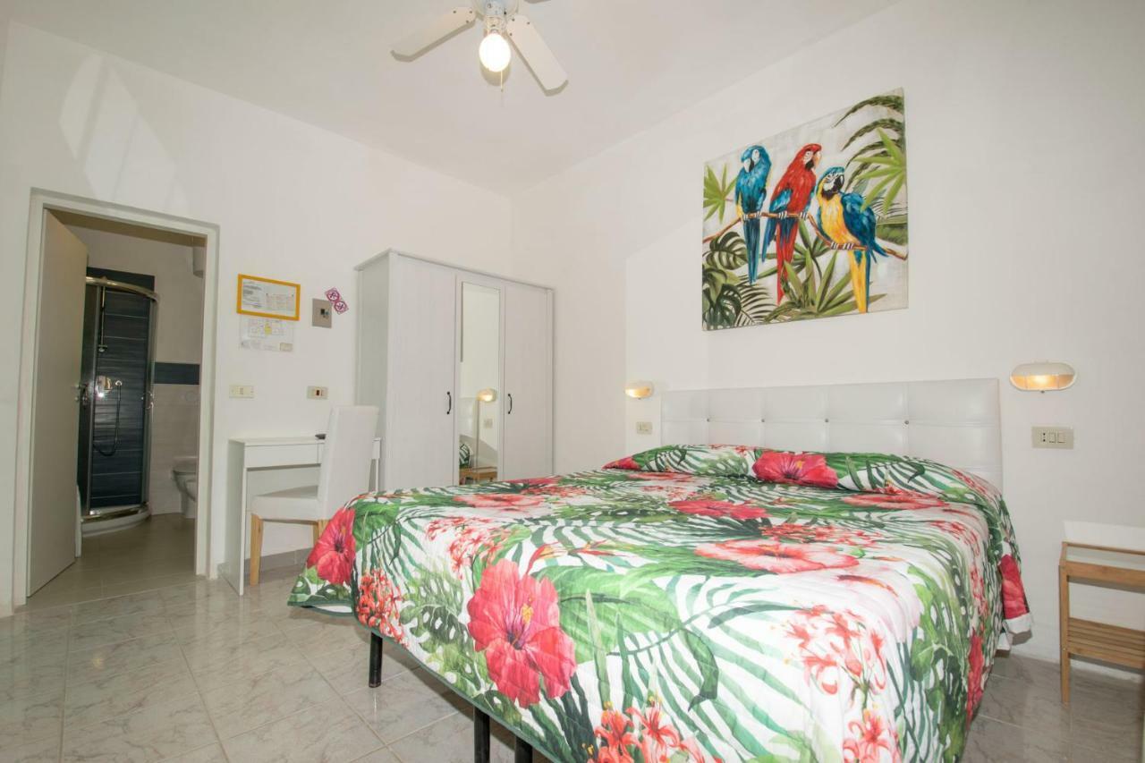 Hotel Giardino Capoliveri  Esterno foto